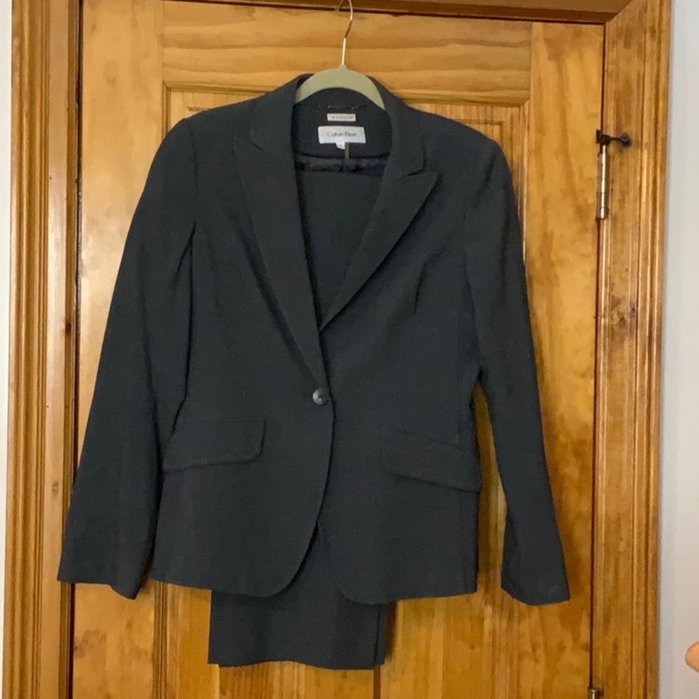 Calvin Klein Gray stretch suit